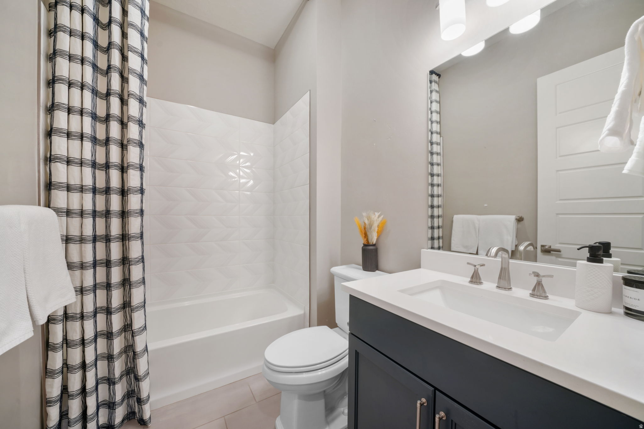 MALLARD BAY - Residential