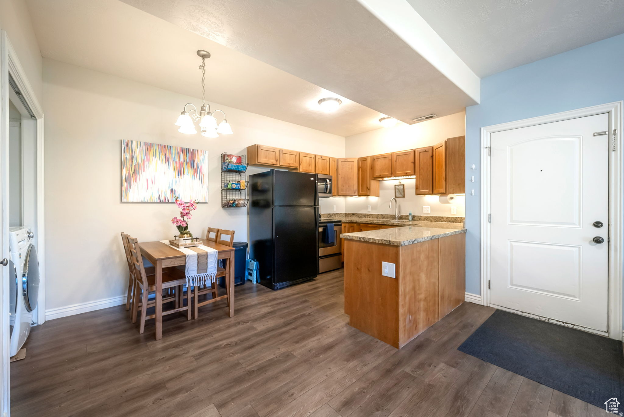 MAPLEWOOD - Residential