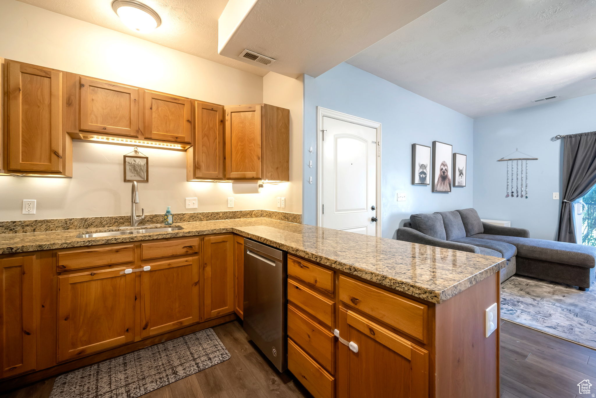 MAPLEWOOD - Residential