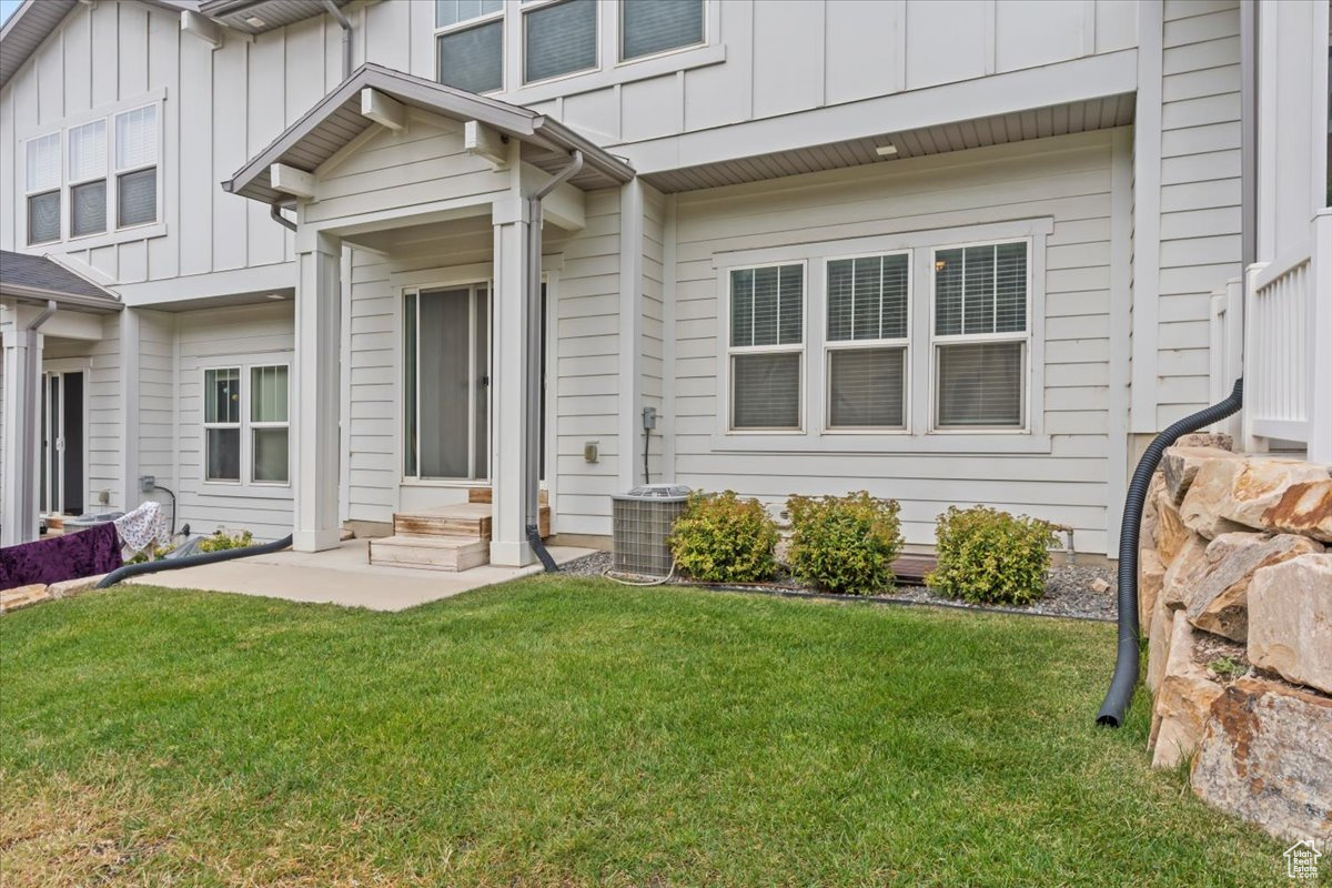 CANYON TRAIL - Residential