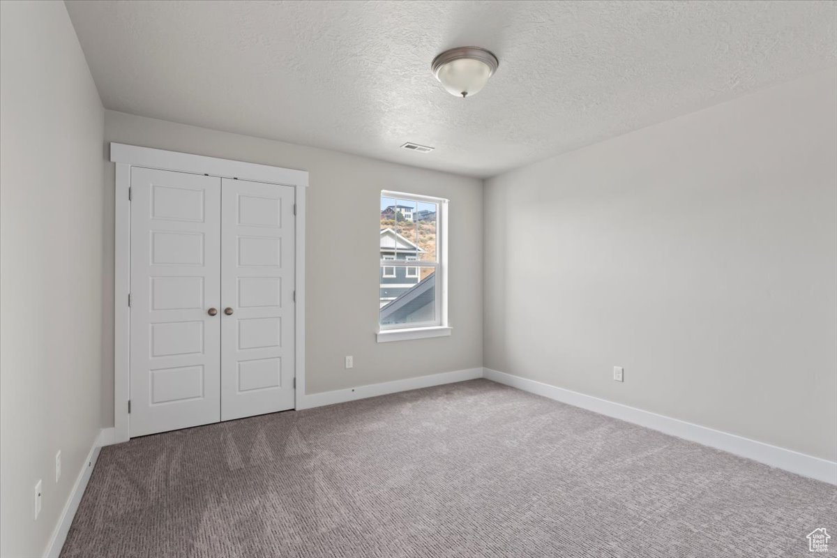 CANYON TRAIL - Residential