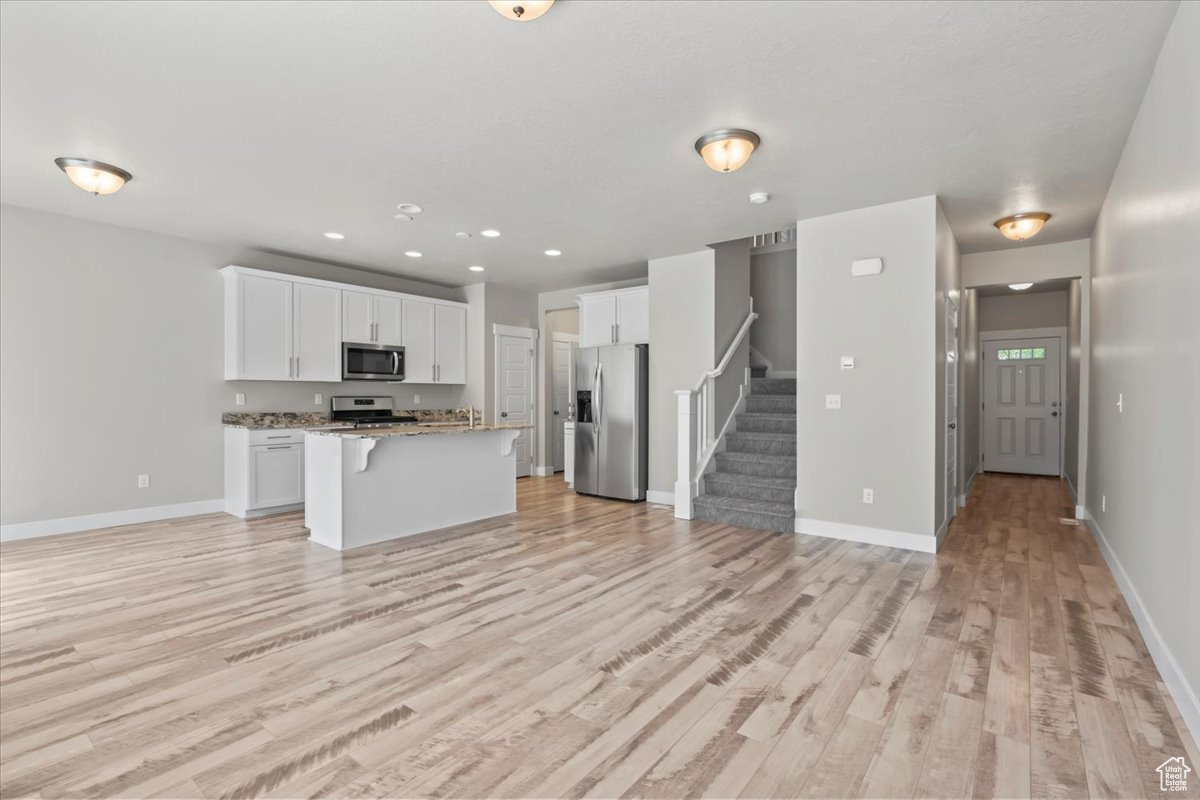 CANYON TRAIL - Residential