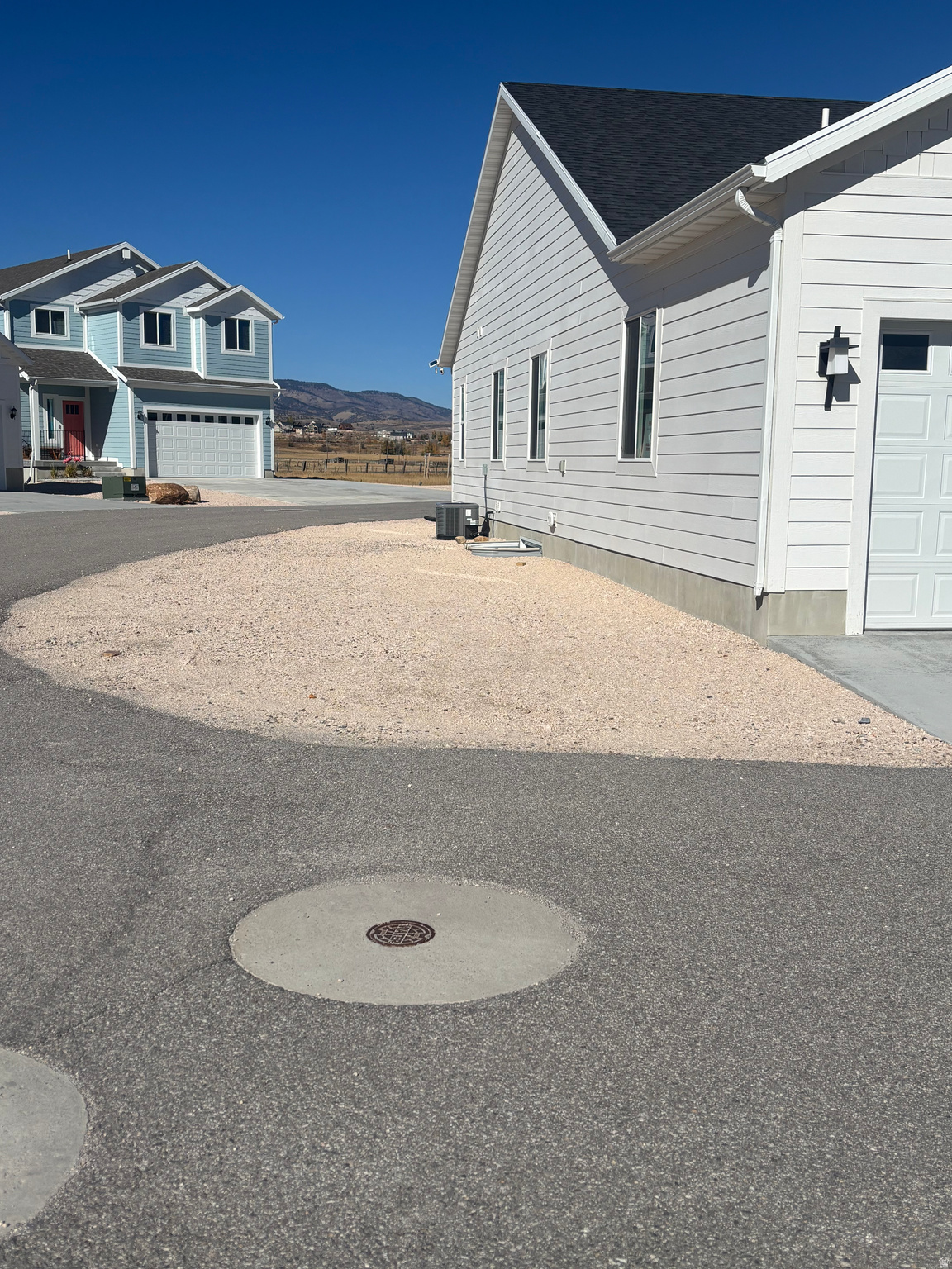 LIGHTHOUSE POINTE - Residential