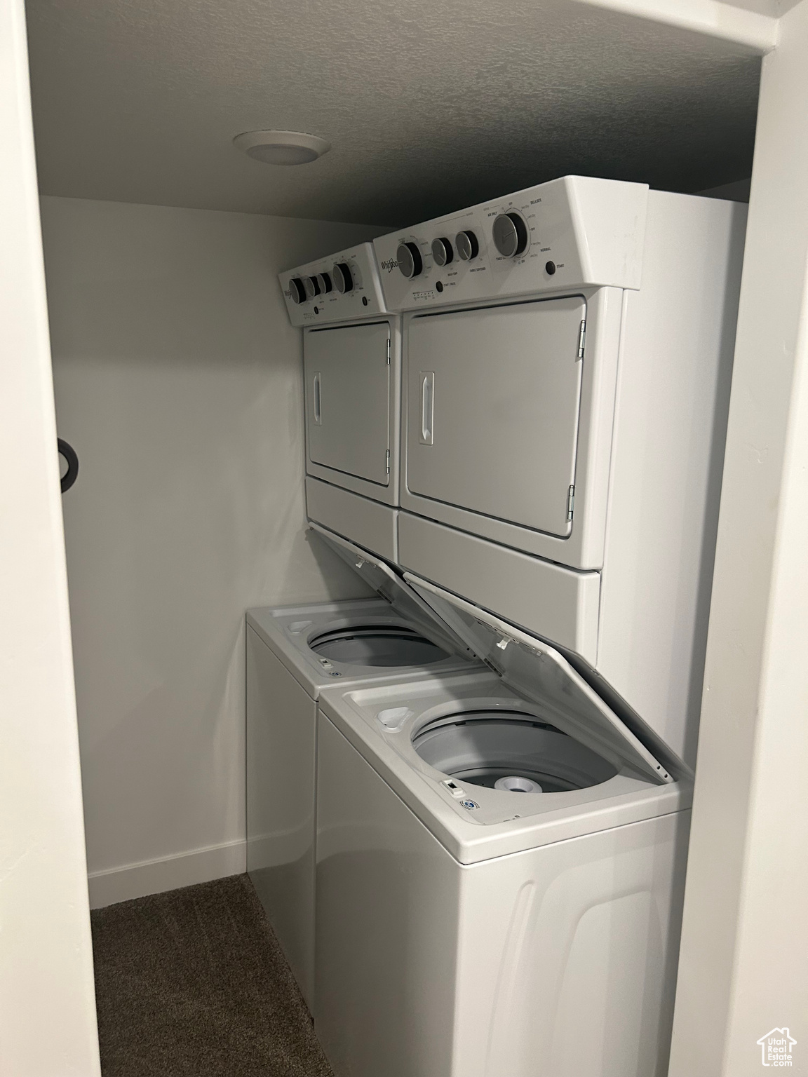 LIGHTHOUSE POINTE - Residential