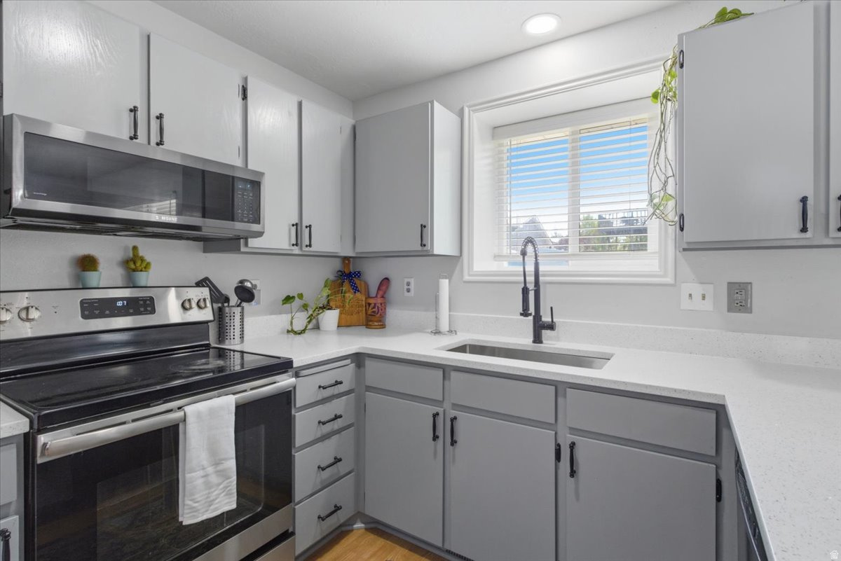 BROOKFIELD - Residential