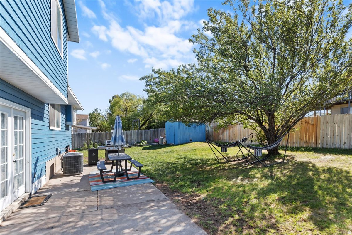 BROOKFIELD - Residential