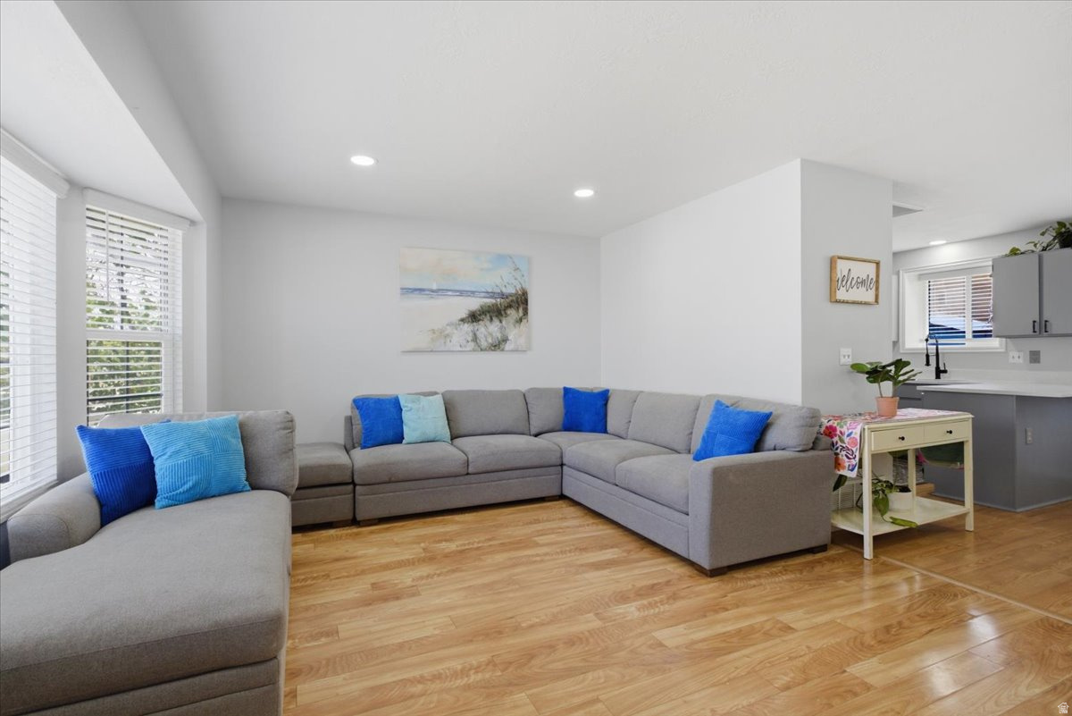 BROOKFIELD - Residential