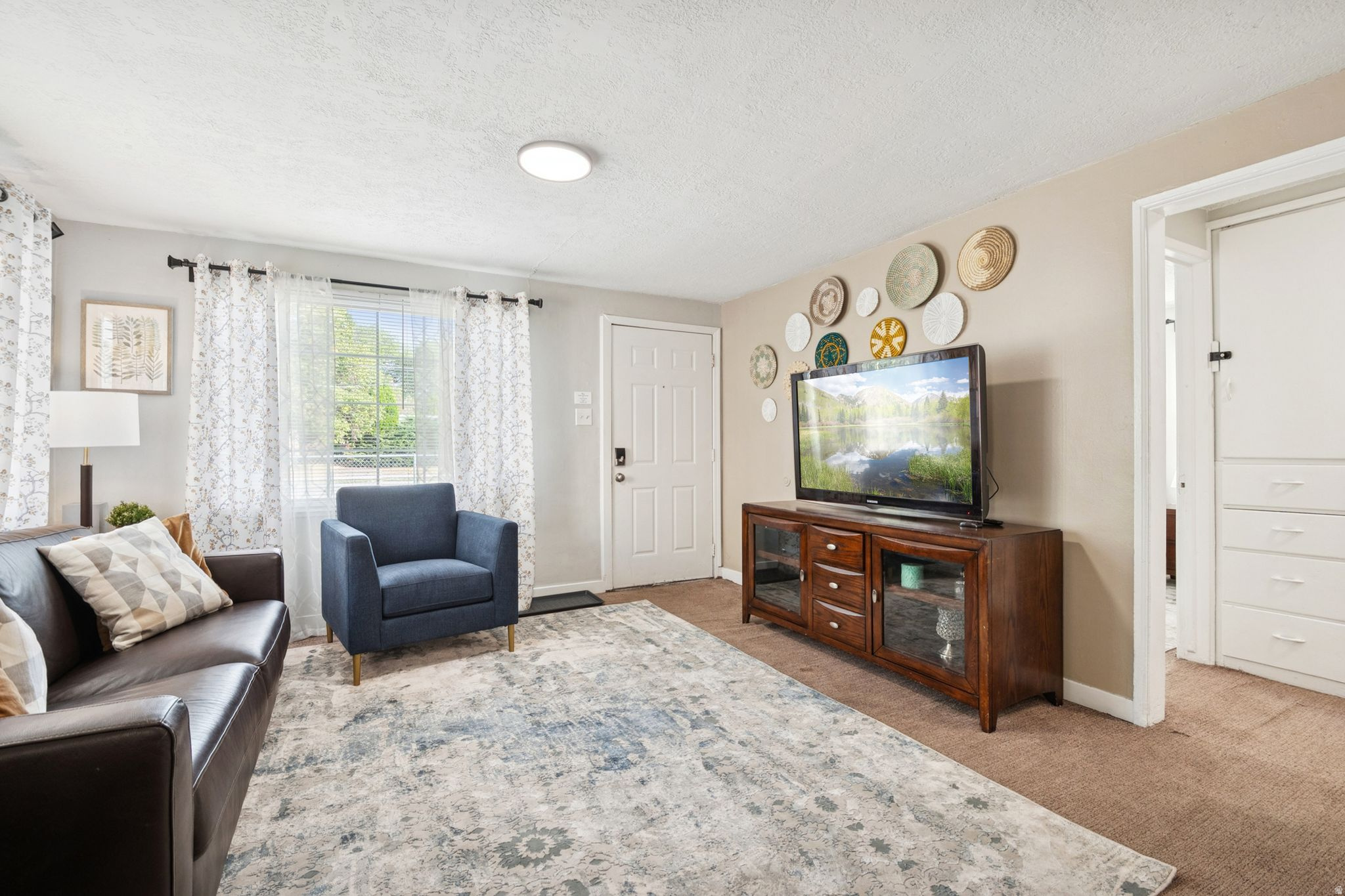 PLAT B, BIG FIELD - Residential Lease