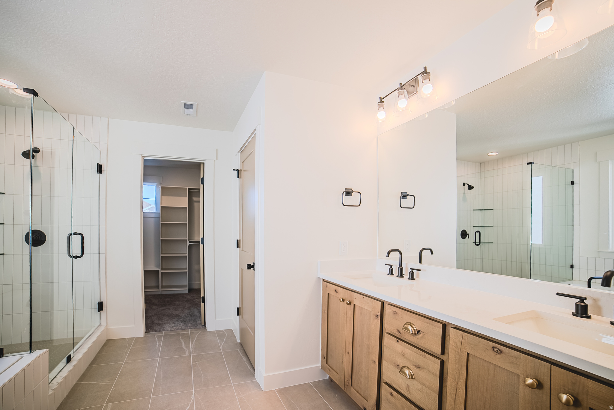 JORDAN - Residential