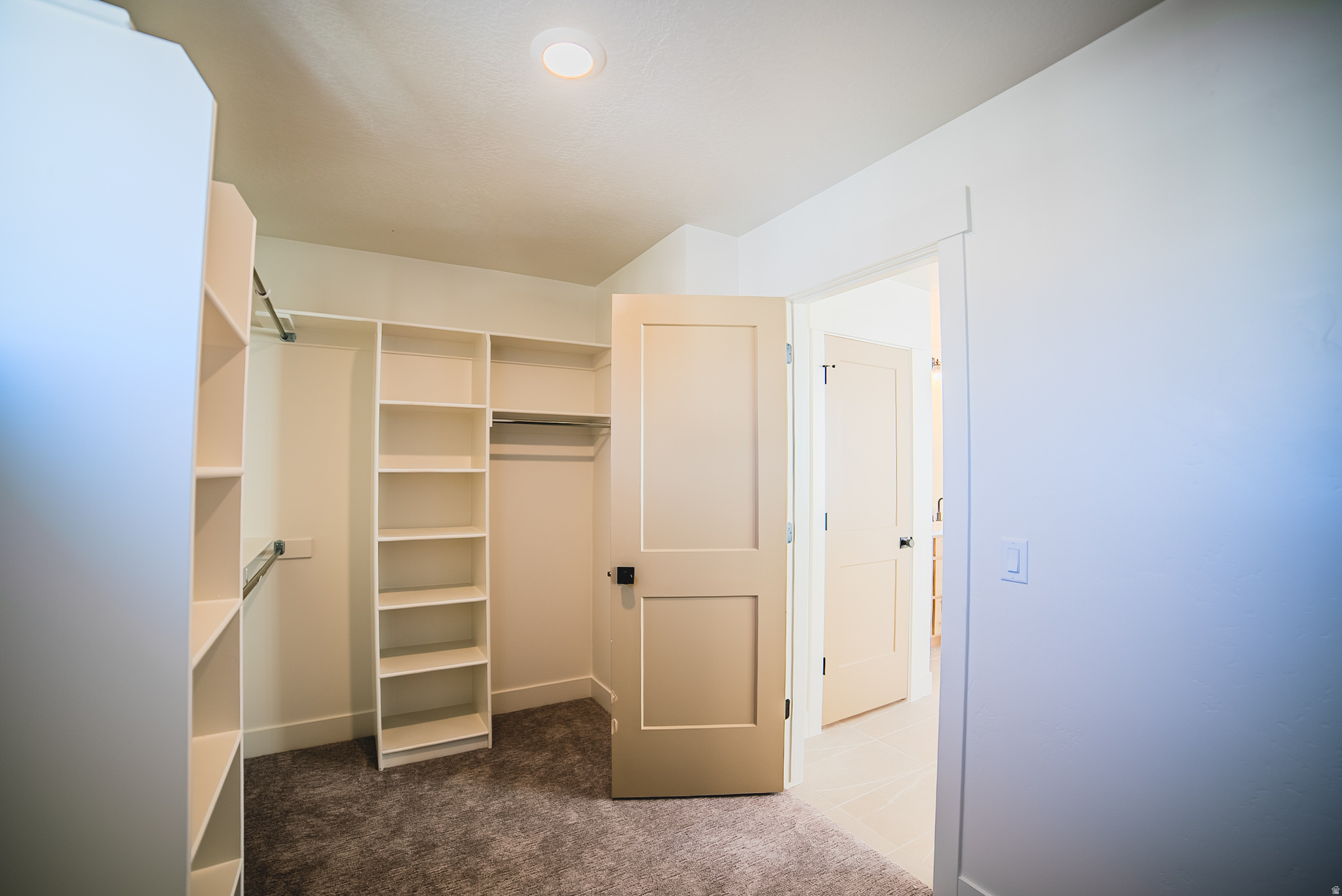 JORDAN - Residential