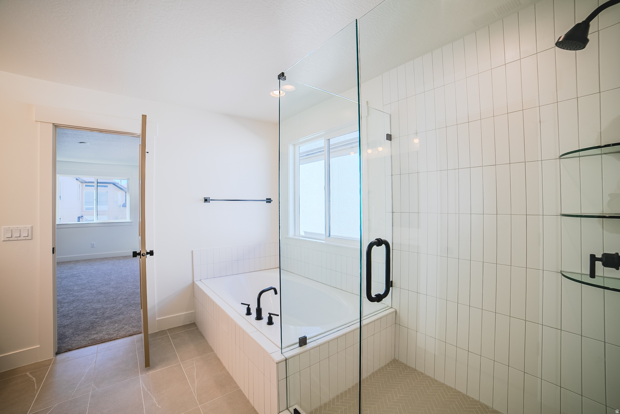 JORDAN - Residential