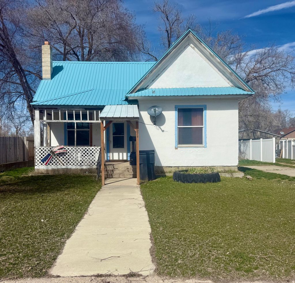 Photo of 274 W ONEIDA ST, Preston, ID 83263 (MLS # 2144255)