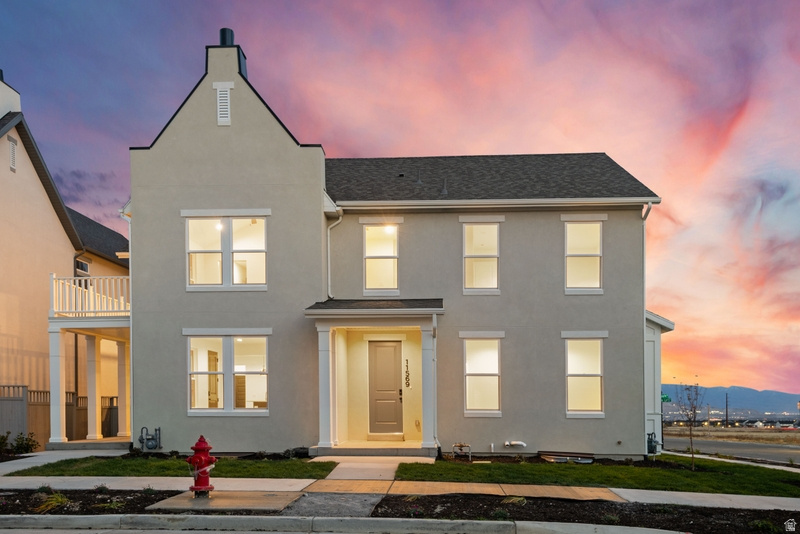 DAYBREAK - Residential Income