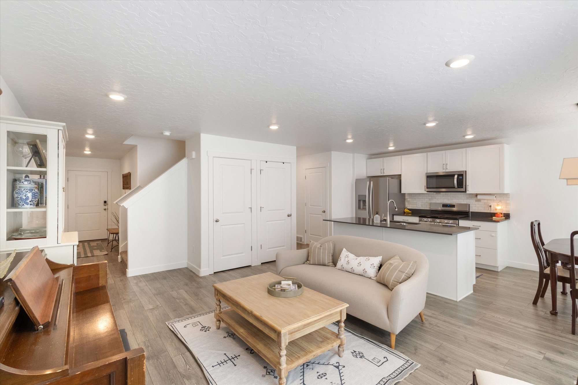 NORTHSHORE - Residential