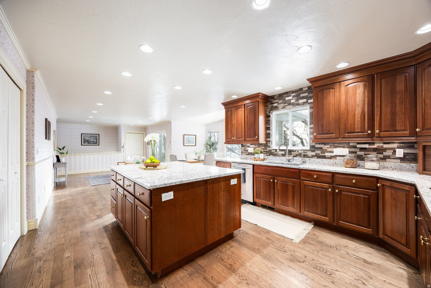 BRENTWOOD ESTATES A SUB - Residential