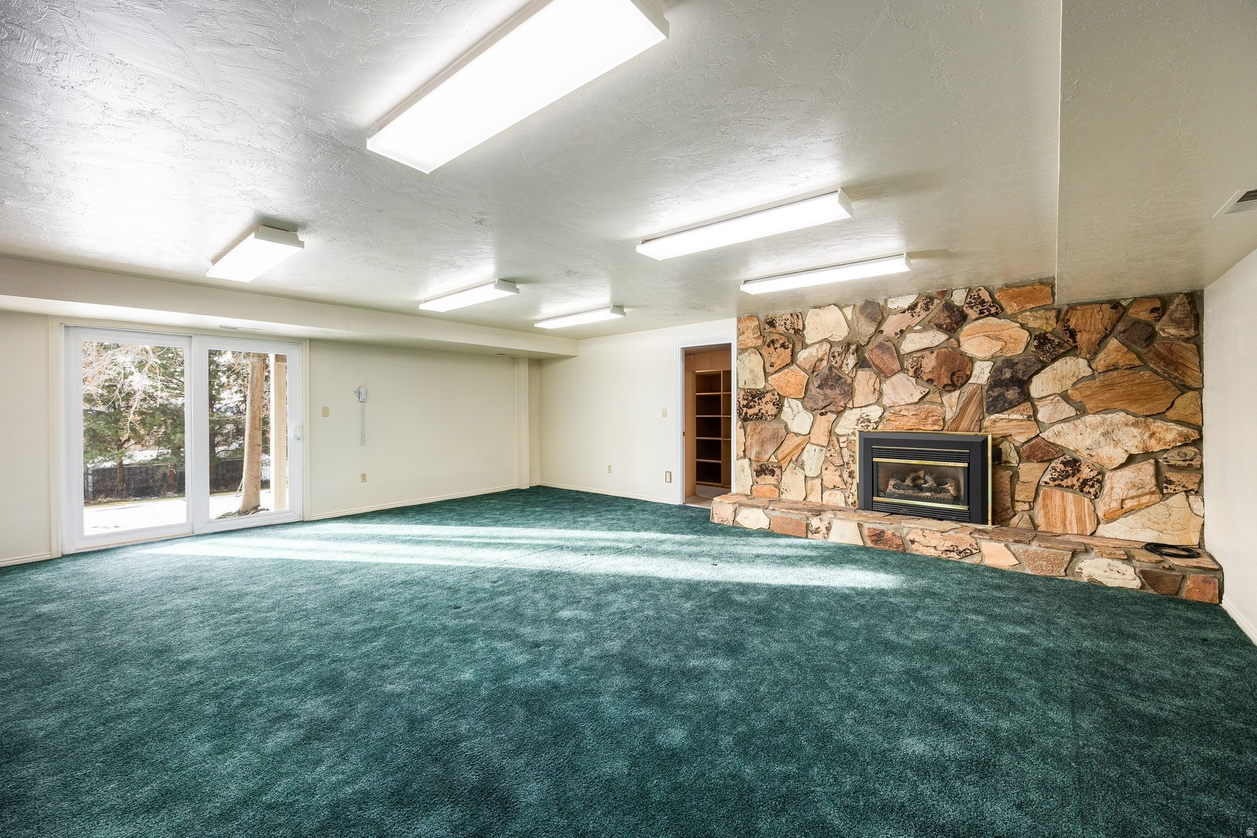 BRENTWOOD ESTATES A SUB - Residential