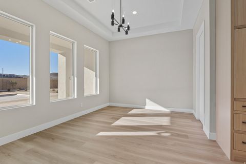 Tiny photo for 997 W 1800 S, Hurricane, UT 84737 (MLS # 2127008)