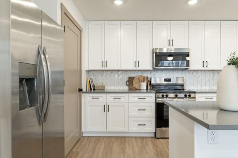 Tiny photo for 224 N CHAPPARRAL DR #M201, Hurricane, UT 84737 (MLS # 2141644)