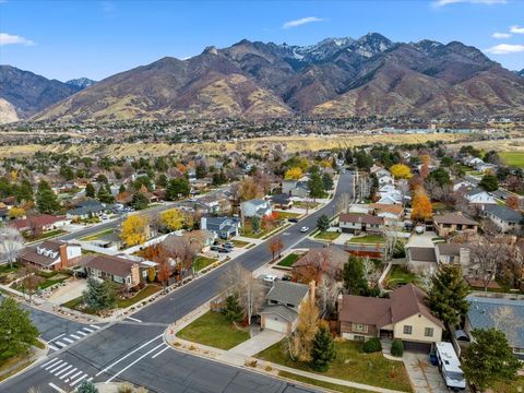 Tiny photo for 8931 S QUAIL HOLLOW DR, Sandy, UT 84093 (MLS # 2123720)