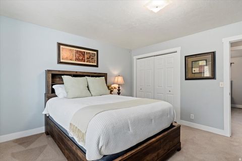 Tiny photo for 8931 S QUAIL HOLLOW DR, Sandy, UT 84093 (MLS # 2123720)