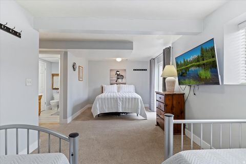 Tiny photo for 8931 S QUAIL HOLLOW DR, Sandy, UT 84093 (MLS # 2123720)