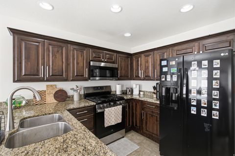 Tiny photo for 1064 W 2050 S, Syracuse, UT 84075 (MLS # 2166631)