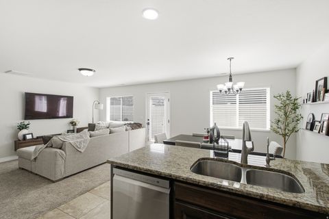 Tiny photo for 1064 W 2050 S, Syracuse, UT 84075 (MLS # 2166631)