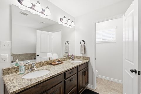Tiny photo for 1064 W 2050 S, Syracuse, UT 84075 (MLS # 2166631)