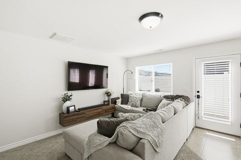 Tiny photo for 1064 W 2050 S, Syracuse, UT 84075 (MLS # 2166631)