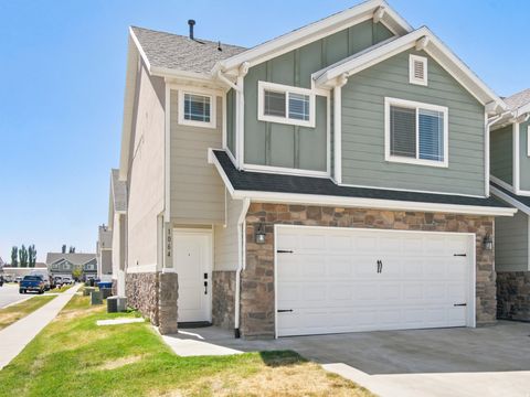 Tiny photo for 1064 W 2050 S, Syracuse, UT 84075 (MLS # 2166631)
