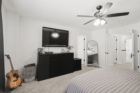 Tiny photo for 1064 W 2050 S, Syracuse, UT 84075 (MLS # 2166631)