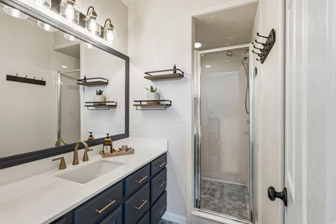 Tiny photo for 331 N 1100 E, Orem, UT 84097 (MLS # 2156306)
