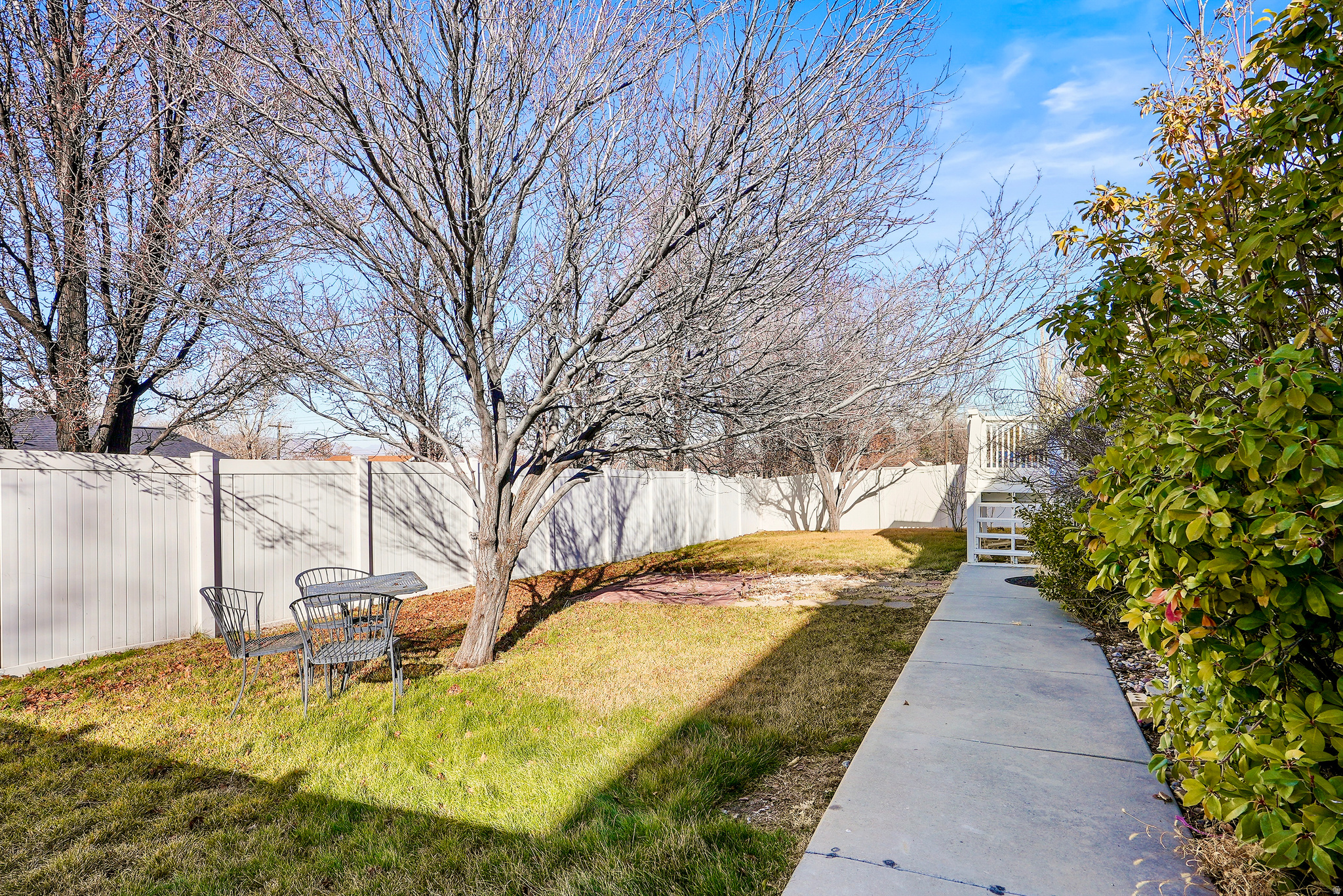 SETTLEMENT POINTE - Residential