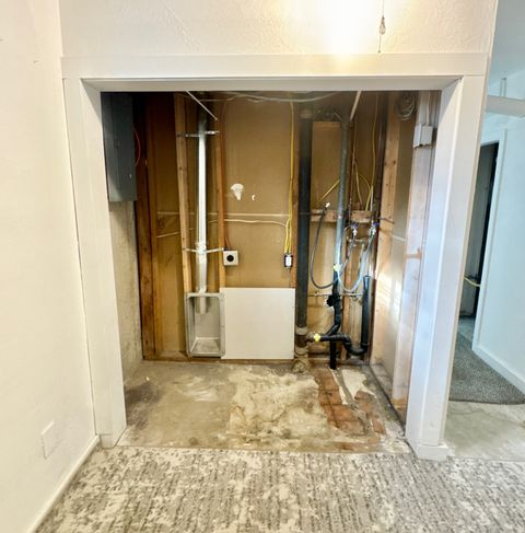 Tiny photo for 954 E CARNATION DR, White City, UT 84094 (MLS # 2141300)