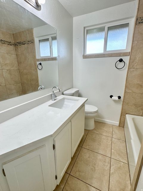 Tiny photo for 954 E CARNATION DR, White City, UT 84094 (MLS # 2141300)