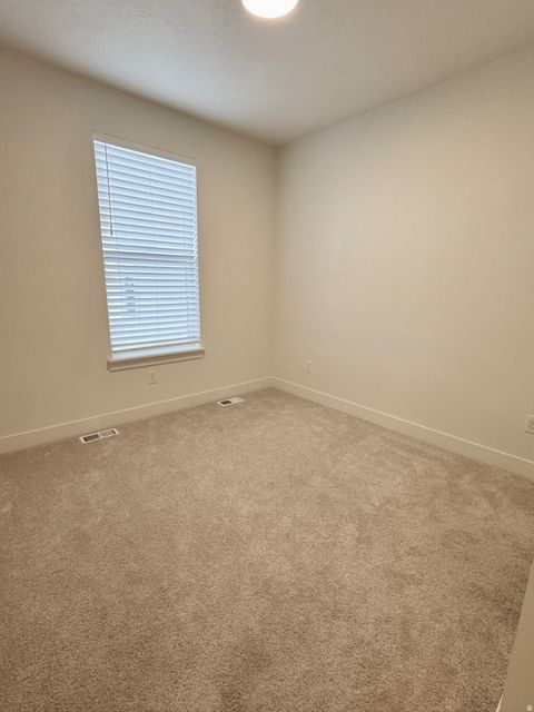 Tiny photo for 954 E CARNATION DR, White City, UT 84094 (MLS # 2141300)