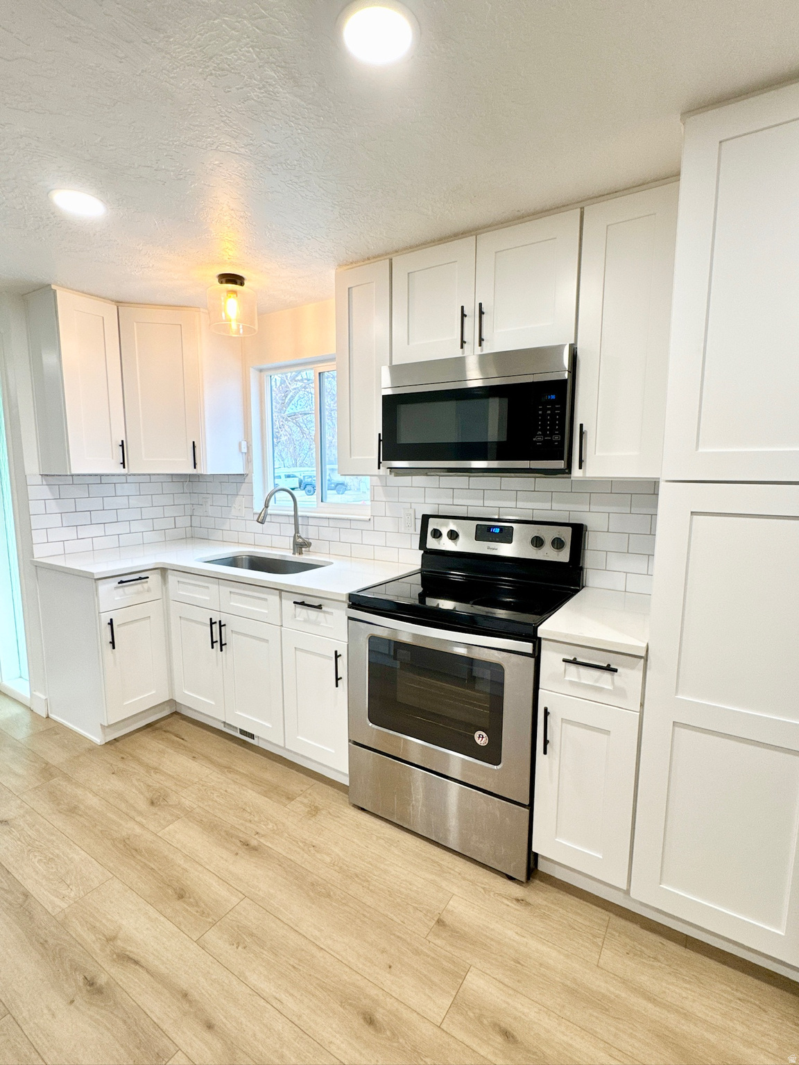 WHITE CITY - Residential