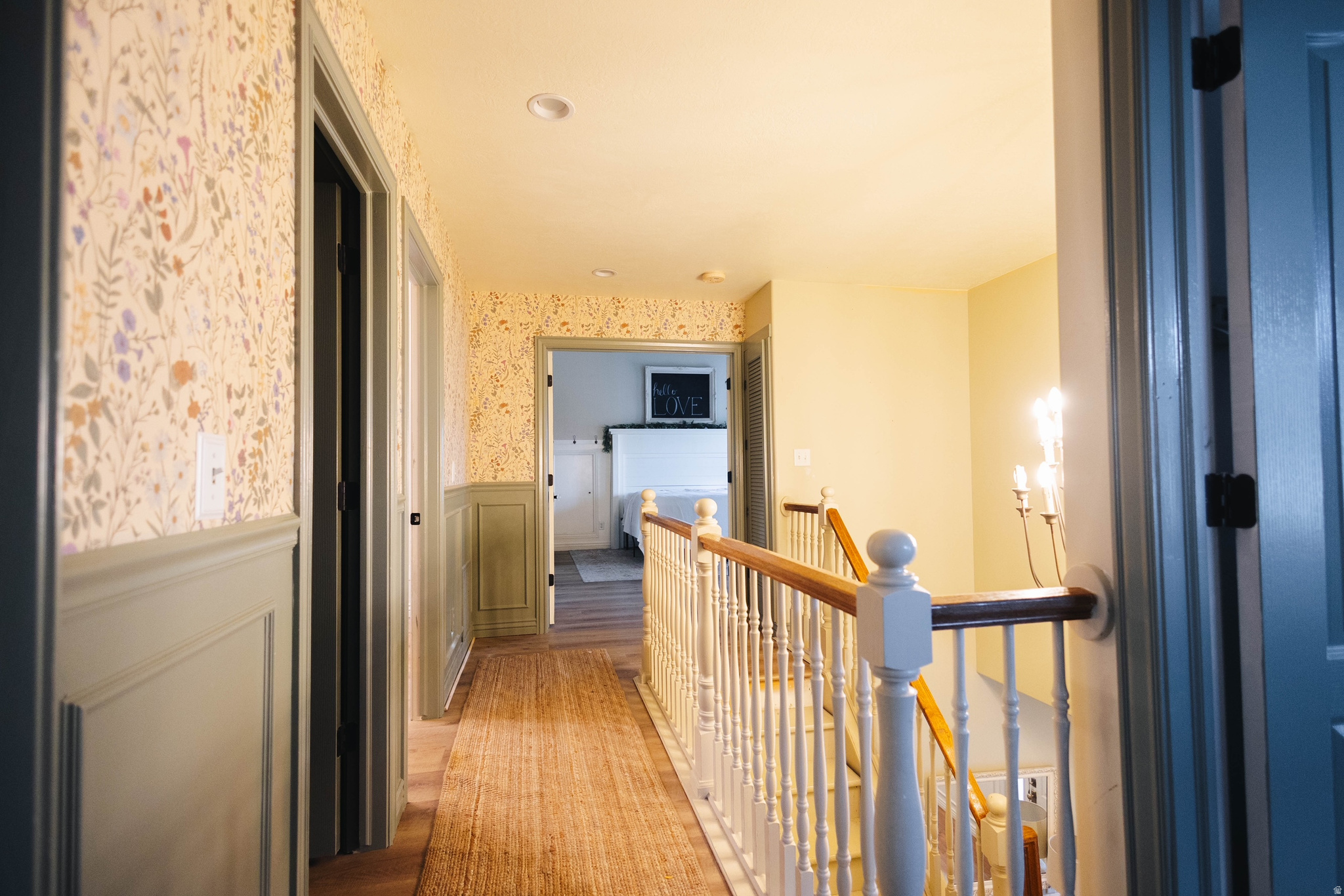 SILVER LAKE - Residential