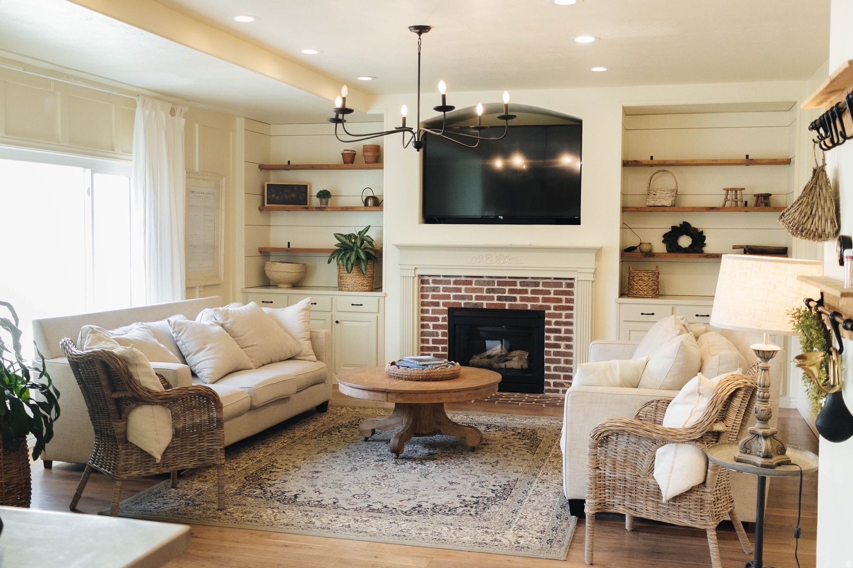 SILVER LAKE - Residential