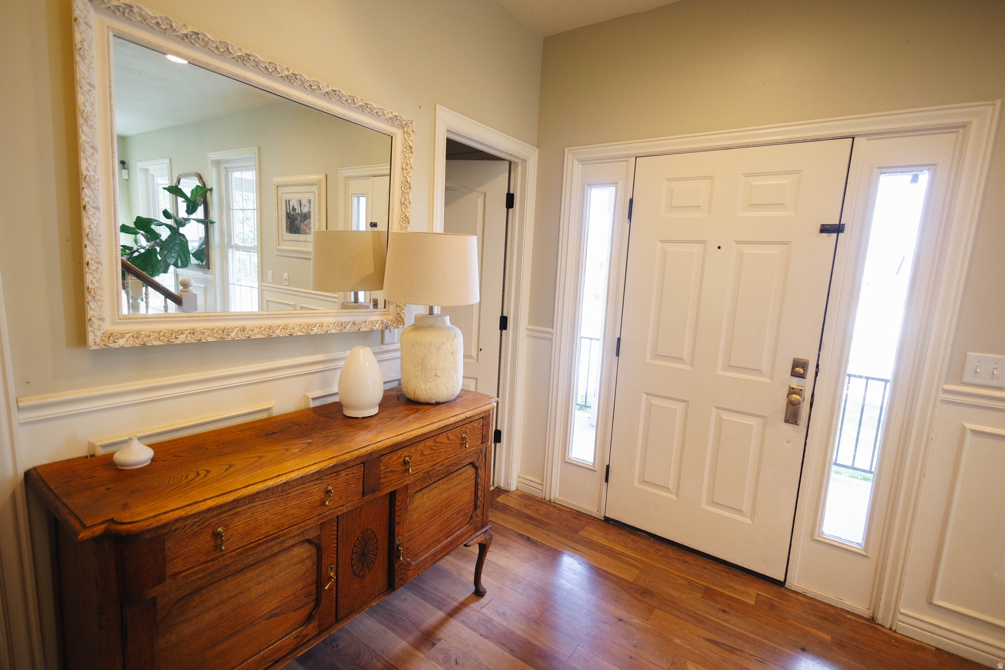 SILVER LAKE - Residential