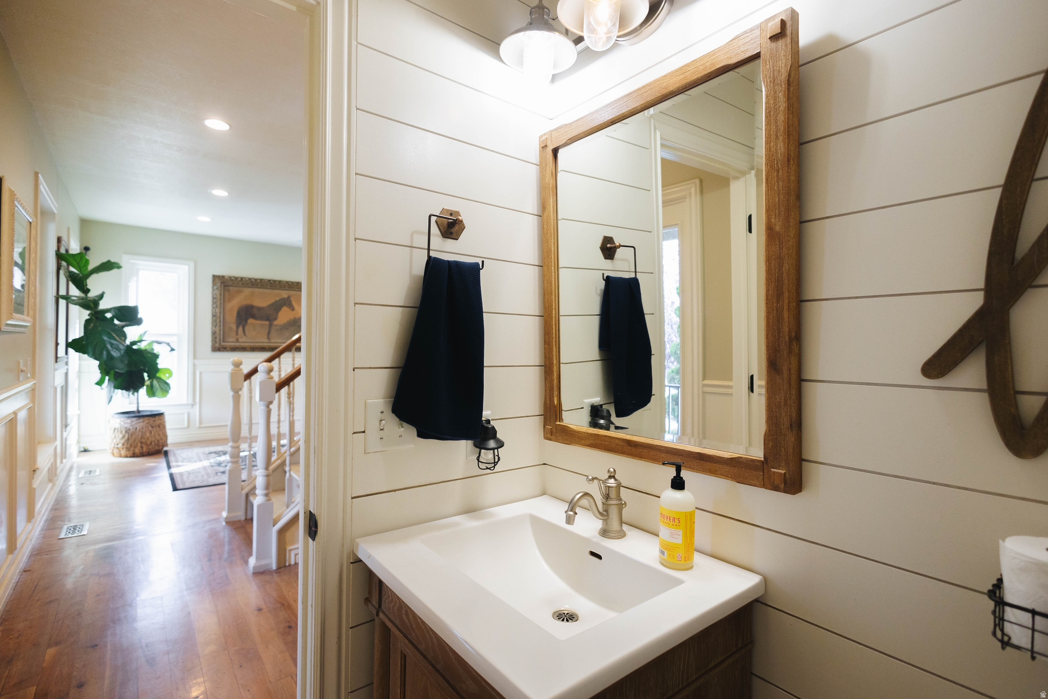 SILVER LAKE - Residential