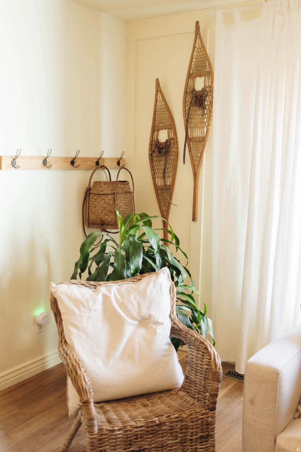 SILVER LAKE - Residential