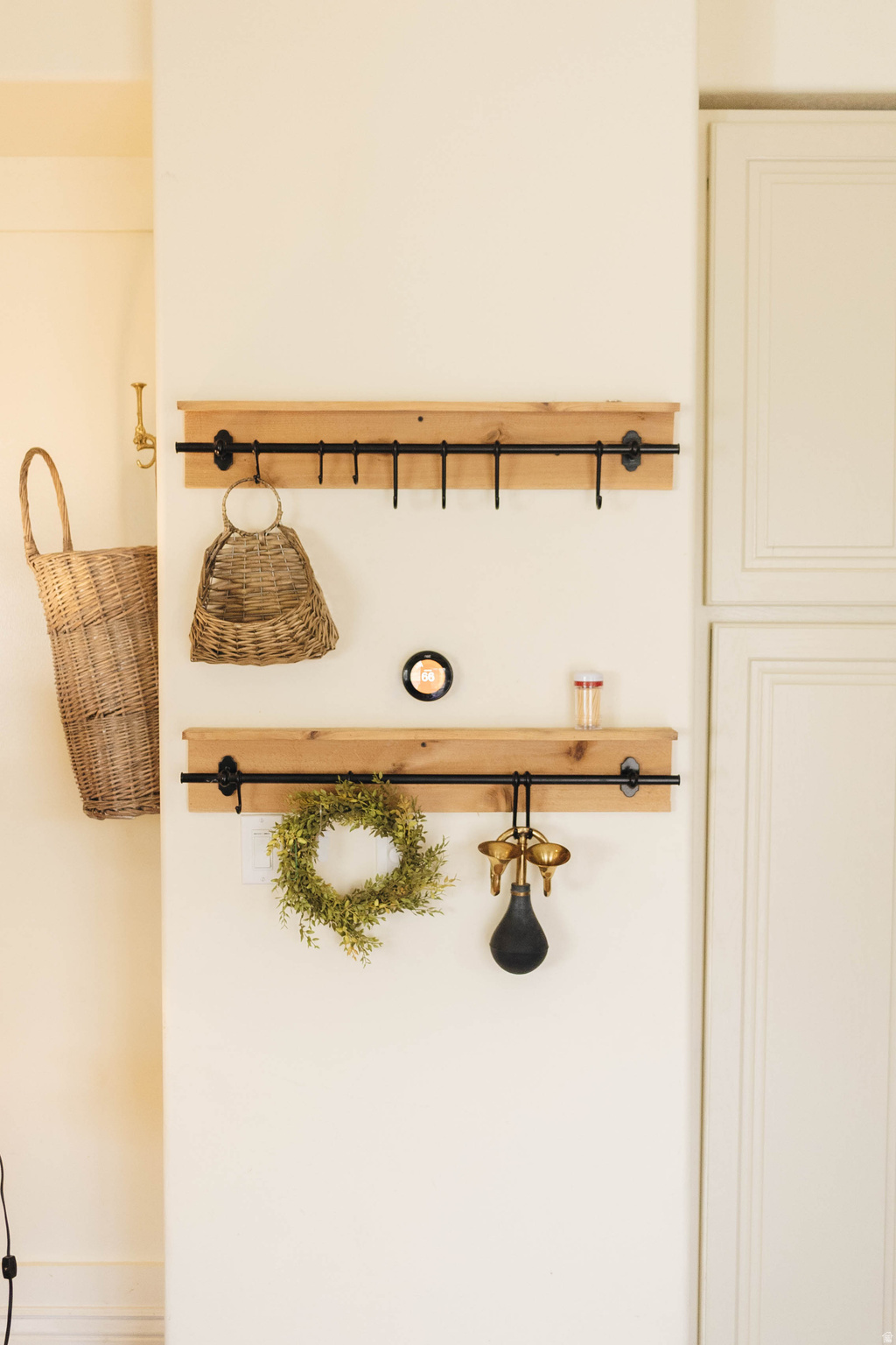 SILVER LAKE - Residential