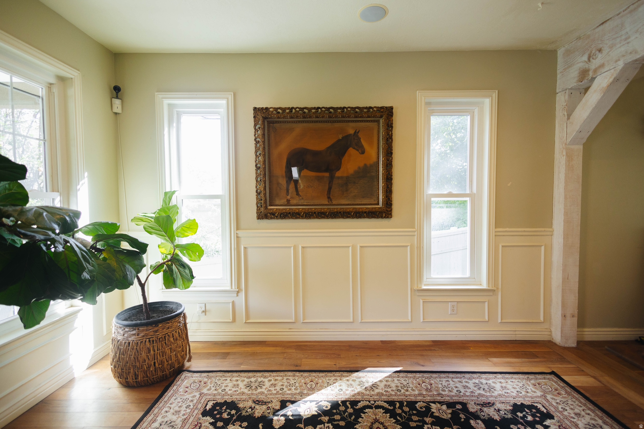 SILVER LAKE - Residential