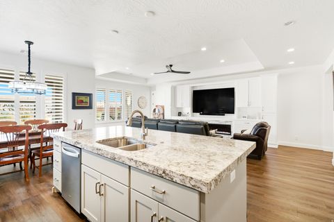 Tiny photo for 1414 N VIA DEL SOL #639, Washington, UT 84780 (MLS # 2134248)