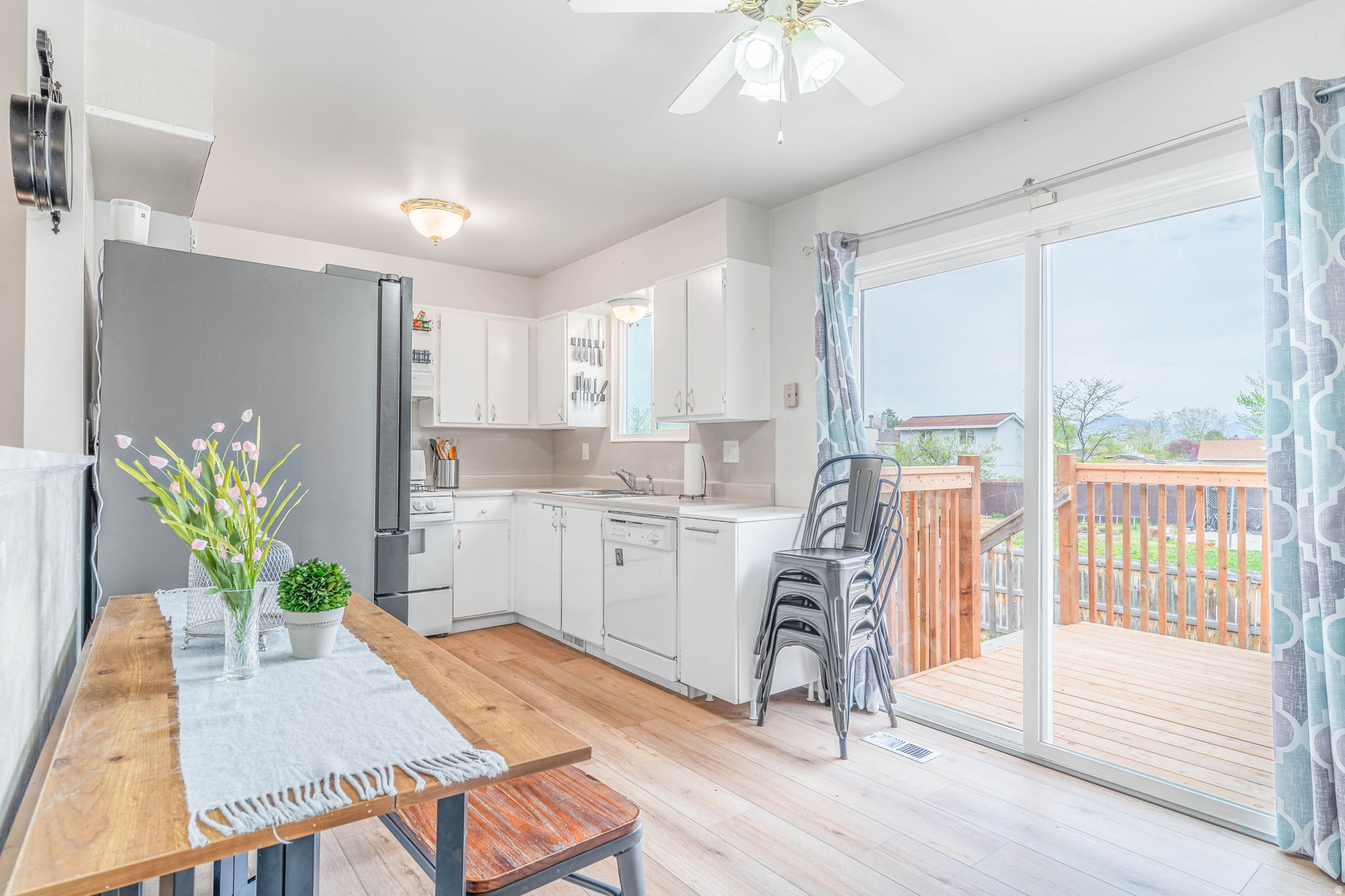 MISTY HILLS - Residential