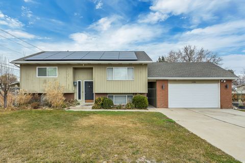 Tiny photo for 6386 W HIGATE AVE, West Valley City, UT 84128 (MLS # 2127946)