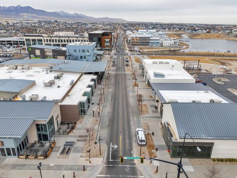 Tiny photo for 4763 W DAYBREAK RIM WAY, South Jordan, UT 84009 (MLS # 2136893)