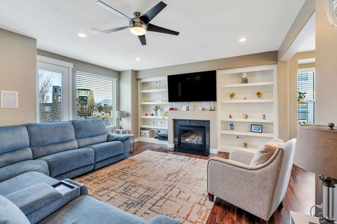 Tiny photo for 4763 W DAYBREAK RIM WAY, South Jordan, UT 84009 (MLS # 2136893)