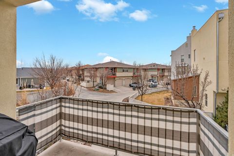 Tiny photo for 4763 W DAYBREAK RIM WAY, South Jordan, UT 84009 (MLS # 2136893)